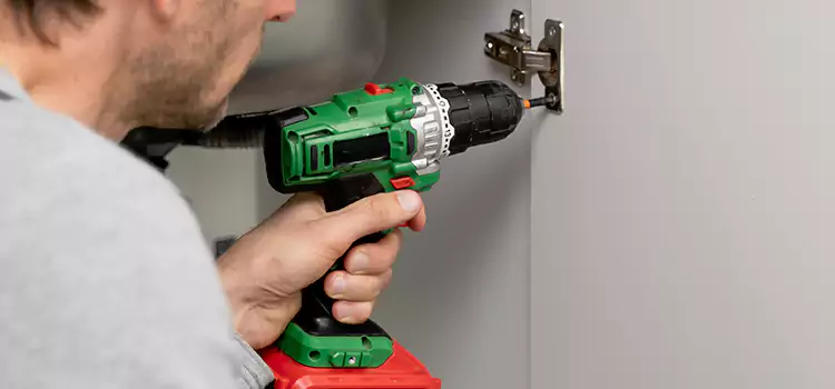 Commercial Door Hinge Repair Brent
